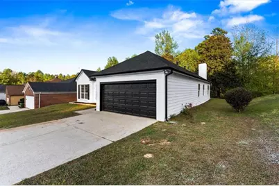 10322 Deep Creek Cv, Atlanta, GA 30291 - Photo 3