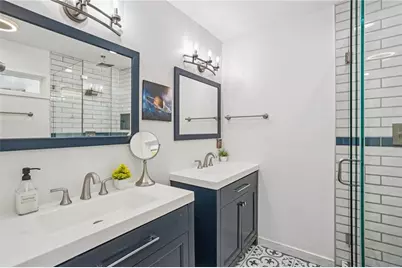 566 Woods Drive NW, Atlanta, GA 30318 - Photo 17