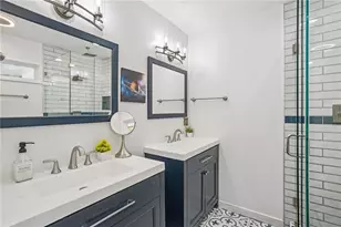 566 Woods Dr NW, Atlanta, GA 30318 - Photo 17