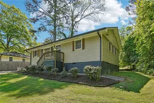566 Woods Dr NW, Atlanta, GA 30318 - Photo 23