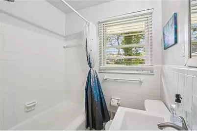 566 Woods Drive NW, Atlanta, GA 30318 - Photo 39