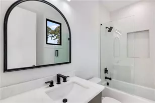 1000 Clementstones Dr, Sandy Springs, GA 30342 - Photo 53