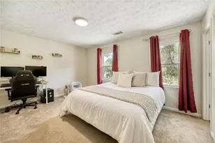 11 Parkmont Dr, Roswell, GA 30076 - Photo 13