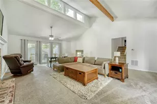 11 Parkmont Dr, Roswell, GA 30076 - Photo 7