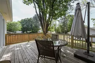 11 Parkmont Dr, Roswell, GA 30076 - Photo 23