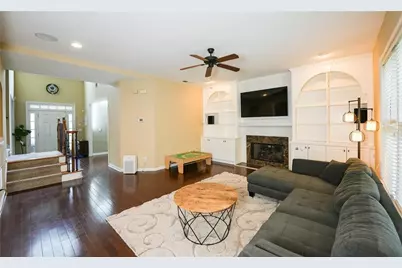 350 Scarborough Way, Johns Creek, GA 30022 - Photo 5