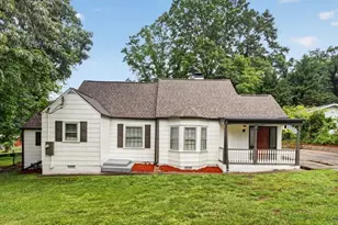 1093 Enota Ave NE, Gainesville, GA 30501 - Photo 1