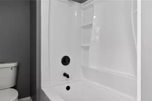 33 S Lake Terrace, Rossville, GA 30741 - Photo 13