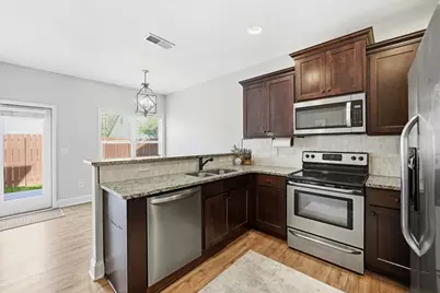 552 Broughton Drive, Canton, GA 30114 - Photo 3