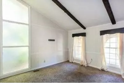 8882 Ashwood Dr, Riverdale, GA 30274 - Photo 3