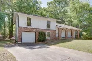 8882 Ashwood Dr, Riverdale, GA 30274 - Photo 1