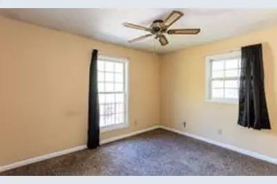 8882 Ashwood Dr, Riverdale, GA 30274 - Photo 13