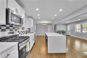 210 Suburban Dr NE, Kennesaw, GA 30144 - Photo 13
