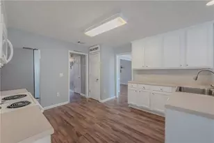 3100 Oak Ridge Ln, Loganville, GA 30052 - Photo 13
