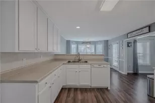 3100 Oak Ridge Ln, Loganville, GA 30052 - Photo 11