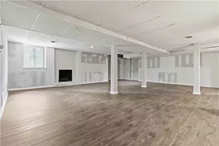 4204 Williamsburg Dr, Atlanta, GA 30337 - Photo 41