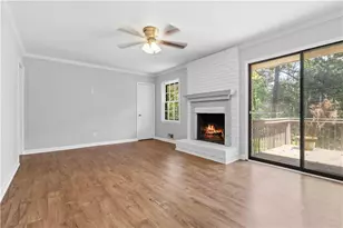 4204 Williamsburg Dr, Atlanta, GA 30337 - Photo 17