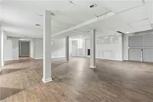 4204 Williamsburg Dr, Atlanta, GA 30337 - Photo 39