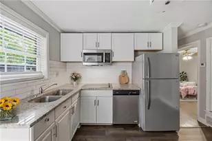 21 Delmont Dr NE, Atlanta, GA 30305 - Photo 5
