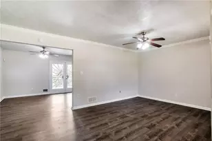 2912 Knollview Dr, Decatur, GA 30034 - Photo 3