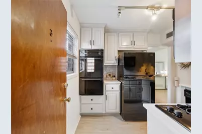 3660 Peachtree Street NE #F3/F7, Atlanta, GA 30319 - Photo 11