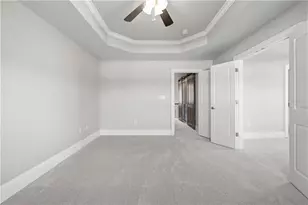 285 Le Gran Bend, Atlanta, GA 30328 - Photo 13