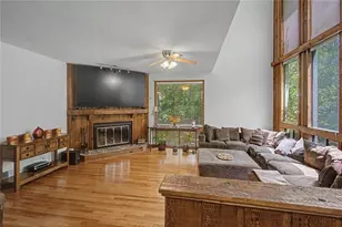 2915 Pond View Ct, Marietta, GA 30062 - Photo 9