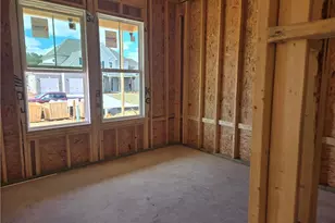 687 Crest Line Trl, Powder Springs, GA 30127 - Photo 3