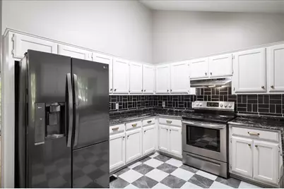 1528 Oakleaf Drive, Auburn, GA 30011 - Photo 9