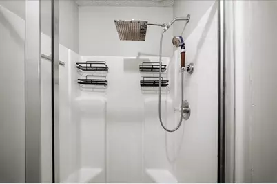 1528 Oakleaf Drive, Auburn, GA 30011 - Photo 17