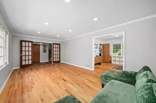4924 Mountclaire Rd, Stone Mountain, GA 30087 - Photo 19