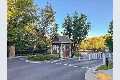 1305 Liberty Parkway NW #1305, Atlanta, GA 30318 - Photo 29