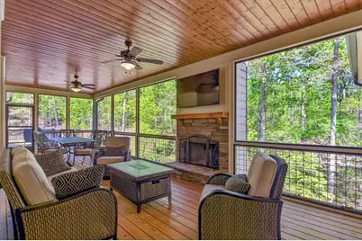 122 Brookfield Court SE, White, GA 30114 - Photo 17