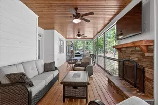 122 Brookfield Ct SE, White, GA 30114 - Photo 5