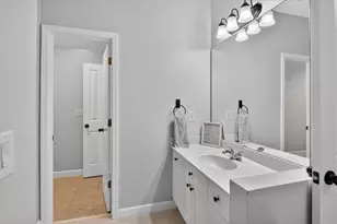 300 Arbor Green Ln, Alpharetta, GA 30004 - Photo 33