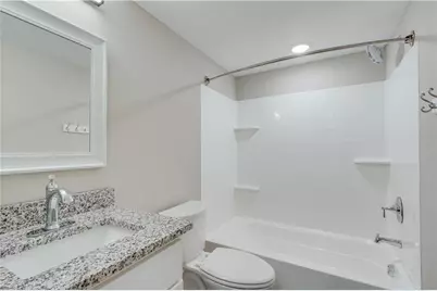 710 Jesse Jewell Parkways SE #202 STUDIO, Gainesville, GA 30501 - Photo 11