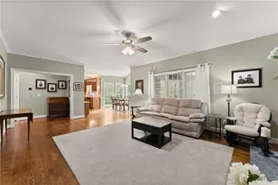 1202 Chadwick Lake Dr, Lawrenceville, GA 30043 - Photo 19