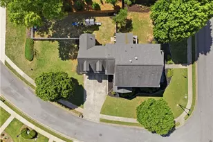 7306 Rocking Chair Ln, Hoschton, GA 30548 - Photo 7