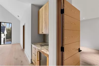 843 Yorkshire Road, Atlanta, GA 30306 - Photo 31