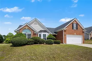 240 Valley Brook Dr, Covington, GA 30016 - Photo 3