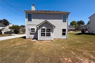 6901 Malvern Ct, Lithonia, GA 30038 - Photo 5