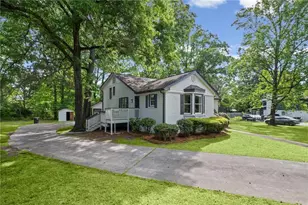 7 E Creekview Dr SW, Rome, GA 30165 - Photo 3