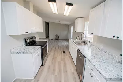 410 Crystal Drive, Carrollton, GA 30116 - Photo 7