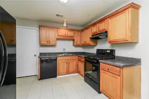 5639 Eagles Feather, Riverdale, GA 30274 - Photo 7