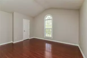 5639 Eagles Feather, Riverdale, GA 30274 - Photo 11