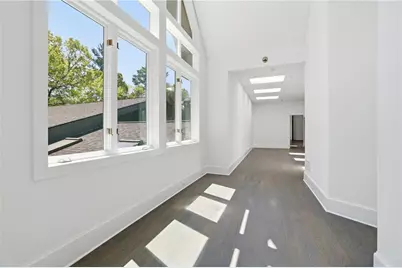 2883 W Roxboro Road NE, Atlanta, GA 30324 - Photo 75