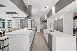 2883 W Roxboro Rd NE, Atlanta, GA 30324 - Photo 25