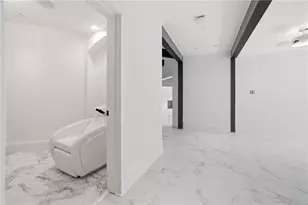 2883 W Roxboro Rd NE, Atlanta, GA 30324 - Photo 99