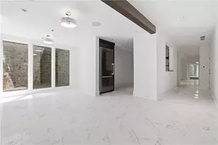 2883 W Roxboro Rd NE, Atlanta, GA 30324 - Photo 97
