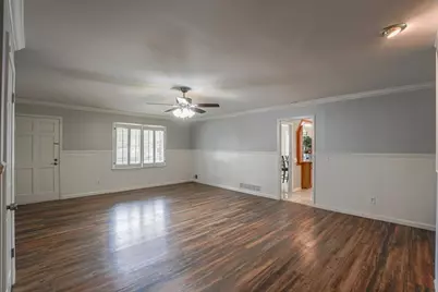 4439 N Shore Lane, Norcross, GA 30093 - Photo 13